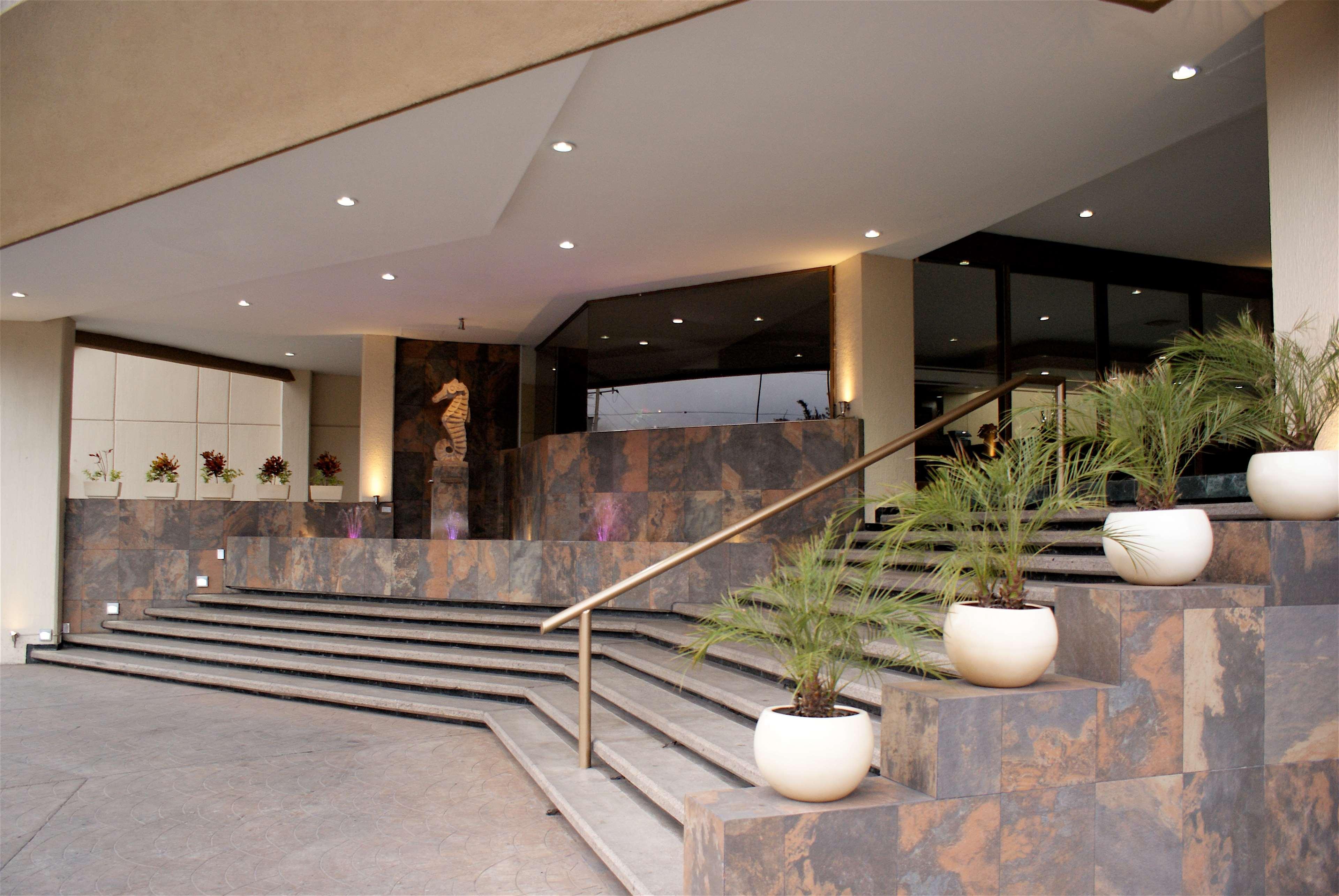 Best Western Plus Plaza Florida & Tower Irapuato Exterior photo